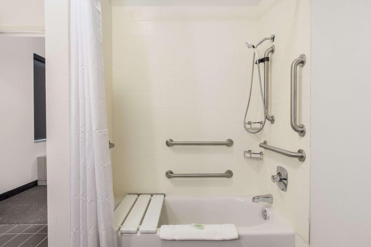 Sleep Inn & Suites Webb City Joplin Bagian luar foto
